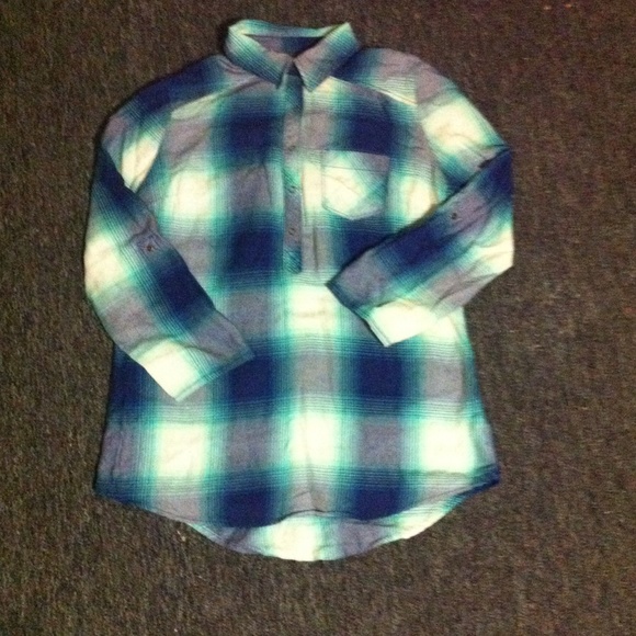 🌀🔵Arizona Jean co. Blue plaid Top🔵🌀