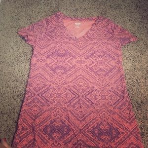 Print tee size medium