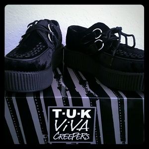 Black Crushed Velvet Viva Mondo Creepers by T.U.K