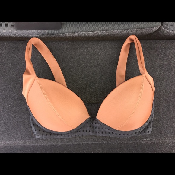 ❌TRADED❌ Acacia grand canaria top in coconut