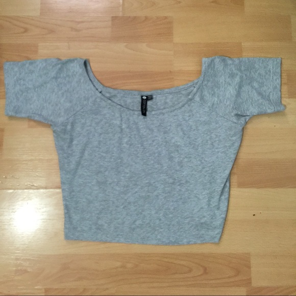 Off the shoulder cotton on crop top 😛