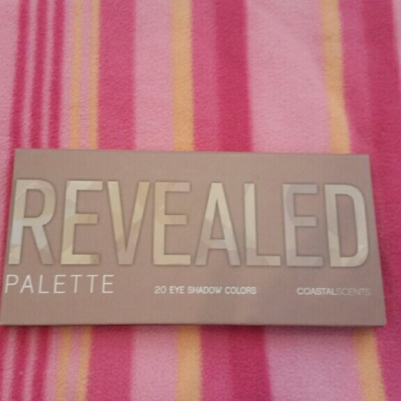 Coastal Scents Revealed eyeshadow palette - Picture 1 of 2