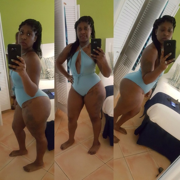 Sexy One-Piece Monarch - Picture 7 of 7