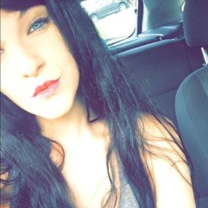 Meet your Posher, Rebecca