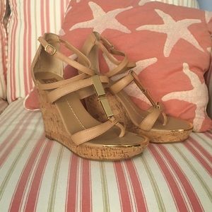 Adorable tan wedges