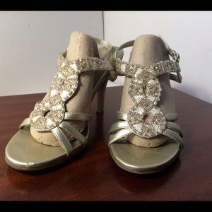 Kenneth Cole Reaction Beaded Heels