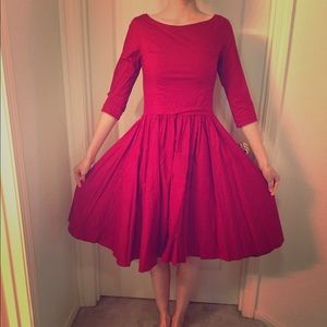 👗 Gorgeous Red Dress👗