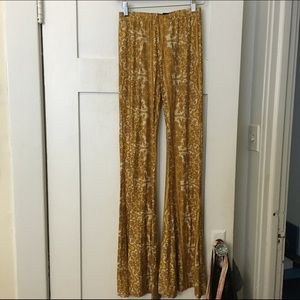 Novella Royale Janis Bells