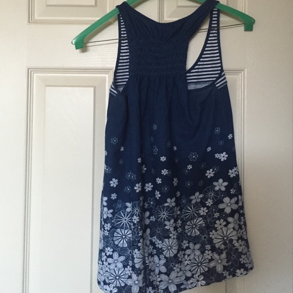 Floral tank top - Picture 3 of 3