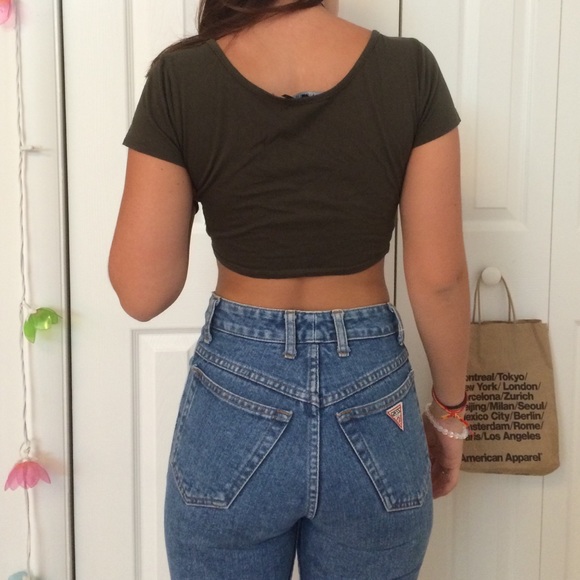 Green Croptop - Picture 2 of 3