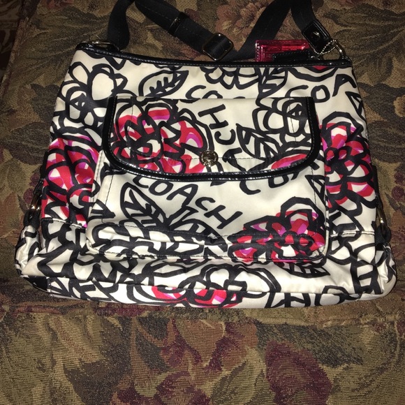 Beautiful coach bag!