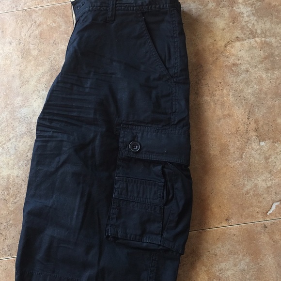 NWOT. Foot locker shorts s. 34 - Picture 2 of 4