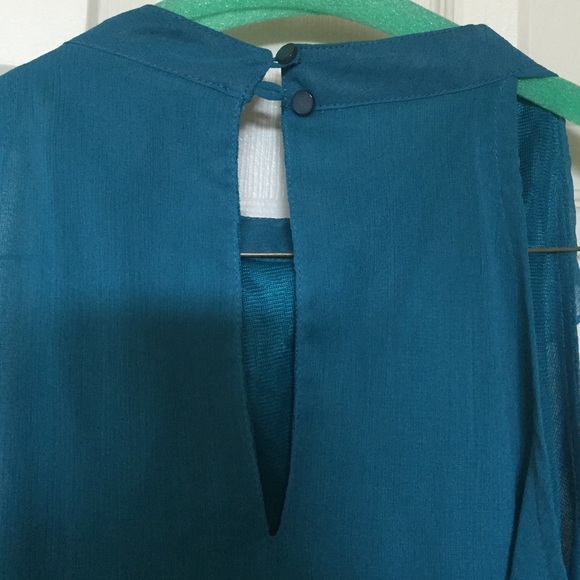 Ruffle tank top - Picture 3 of 4