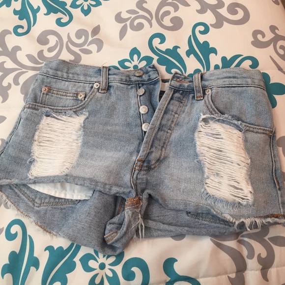 high waisted distressed shorts