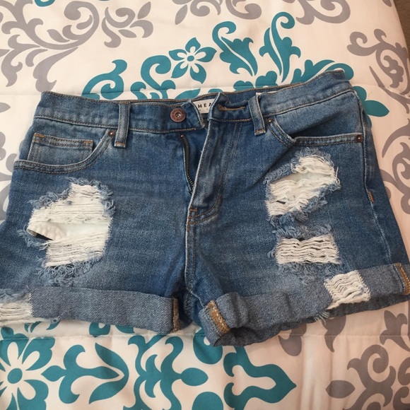 bull head boyfriend shorts