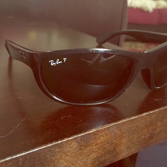 Authentic ray ban sun glasses