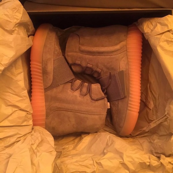 Yeezy boost 750 gum sole size 10 main image 4