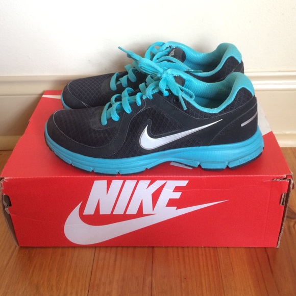 Nike Shoes - Nike shoes