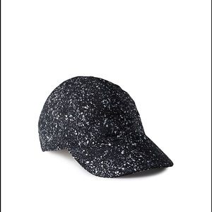 Lululemon Race to Pace run hat