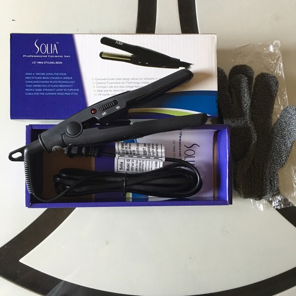 Solia 1/2" mini flat iron