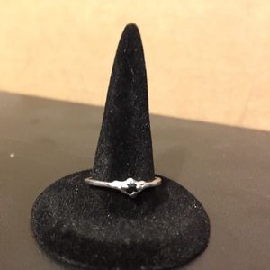 Simple Ring
