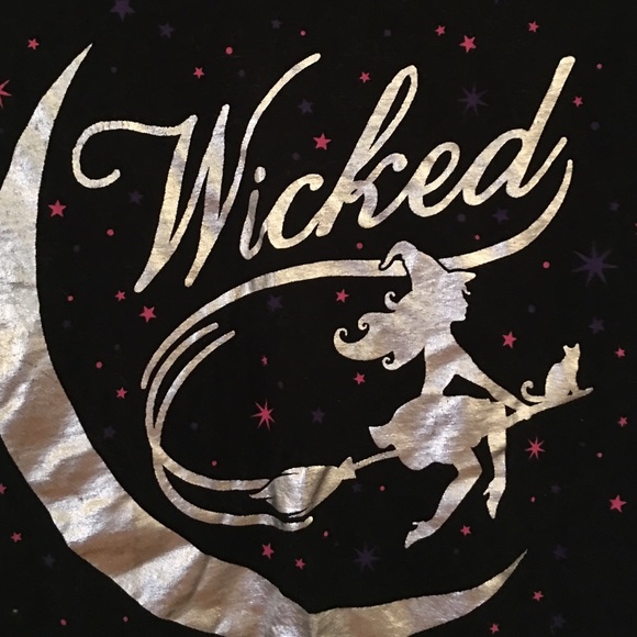 Witch shirt - Picture 2 of 3