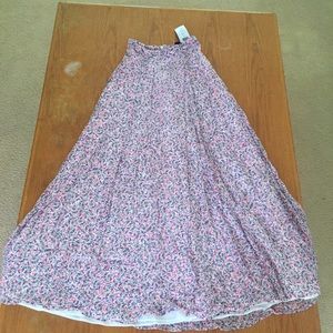 Long flower print skirt