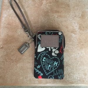 Coach Poppy phone and money holder