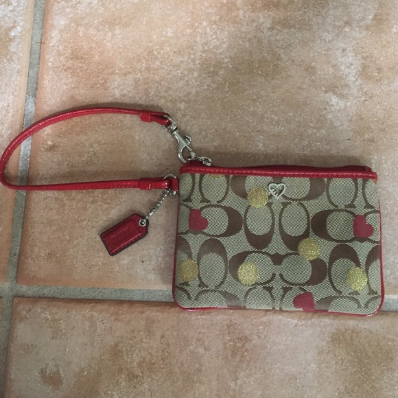 Coach Poppy wristlet
