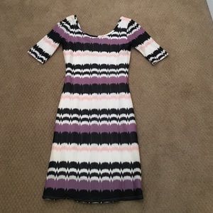 Mid sleeve length dress
