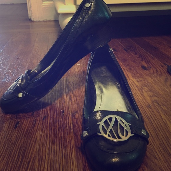 Black flats