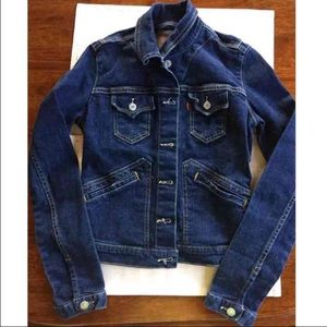 Levi's jean jacket