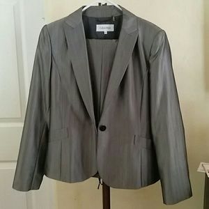 Calvinkelin suit ,size 12