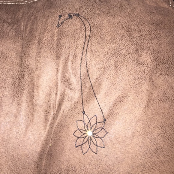 Black flower necklace