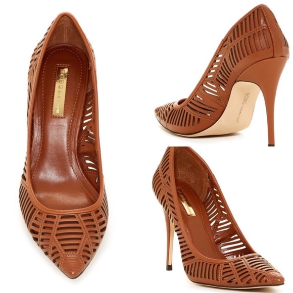 BCBGeneration Ovation laser cut pumps SZ 8.5