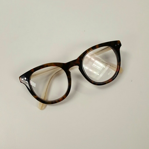 NWOT Anthropologie Readers