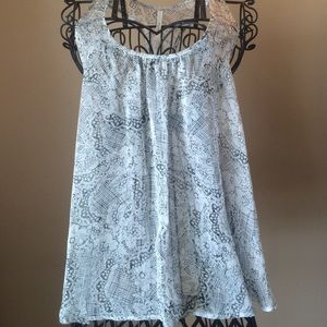 💟Chiffon racer back floral tank top