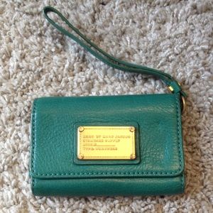 MBMJ iPhone wristlet