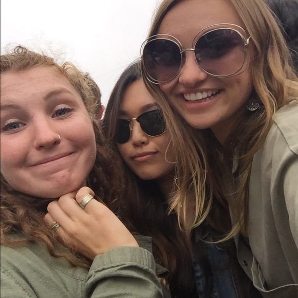 Meet your Posher, Juliet - Picture 3 of 4