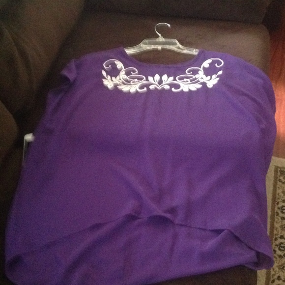 Blouse - Picture 1 of 1