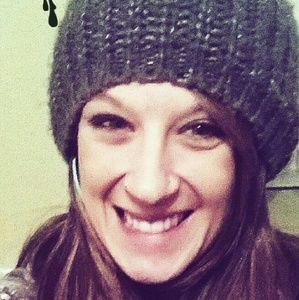 Meet your Posher, Courtney