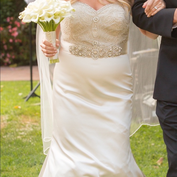 Lazaro Gown Beaded Bodice-PRICE JUST LOWERED!!! - Picture 3 of 4