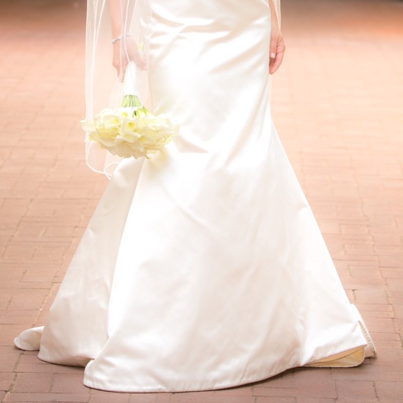 Lazaro Gown Beaded Bodice-PRICE JUST LOWERED!!! - Picture 4 of 4