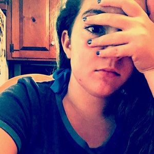 Meet your Posher, Hillary