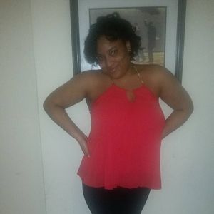 Meet your Posher, Nicole