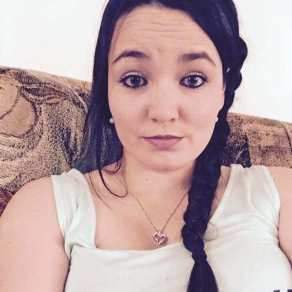 Meet your Posher, Tara