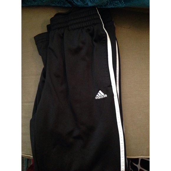 Adidas sweatpants