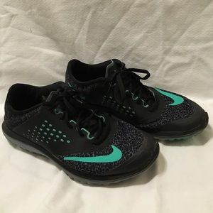 Black and mint Nike Lite Run 2