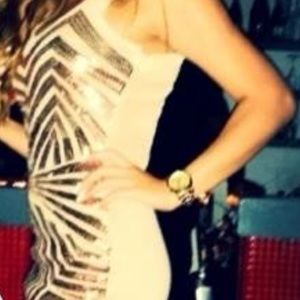 Gold short dress, size 4