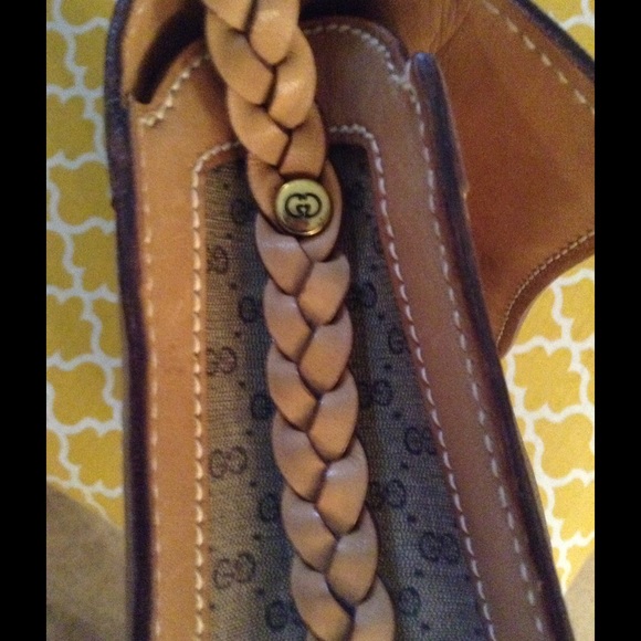 Rare Vintage  Gucci Purse - Picture 2 of 4